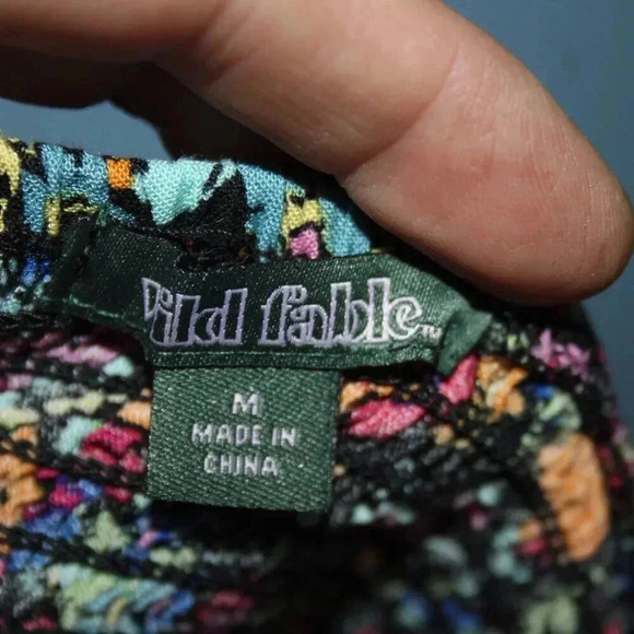 Wild Fable Black Floral Print Halter Top Sized Medium - Picture 6 of 16